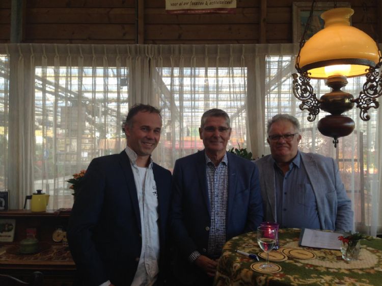 Johan Oosthoek, Piet Oosthoek en Peter Rijneveldzoek Johan Oosthoek, Piet Oosthoek en Peter Rijneveldzoek