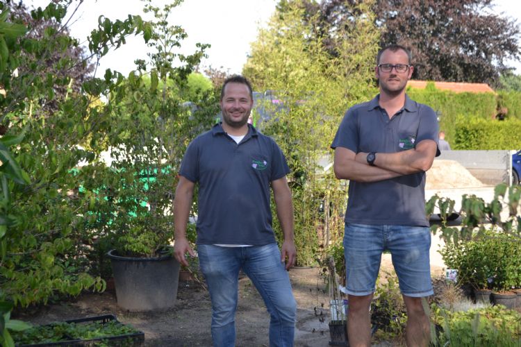 De heren van Excellent Tuinen zijn lid van het NWST Green Team